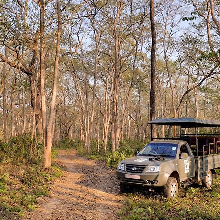 Tigerland Safari - A Lemon Tree Resort, Chitwan, Nepal Patlahara Dış mekan fotoğraf